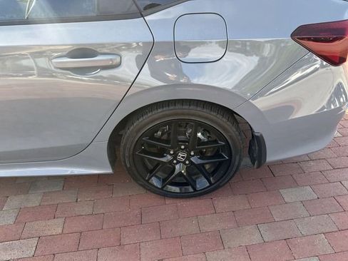 Used 2025 Honda Civic Sport image 5