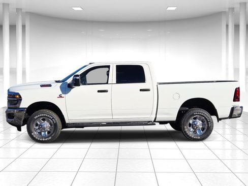 New 2026 RAM 2500 Tradesman AWD/4WD image 6