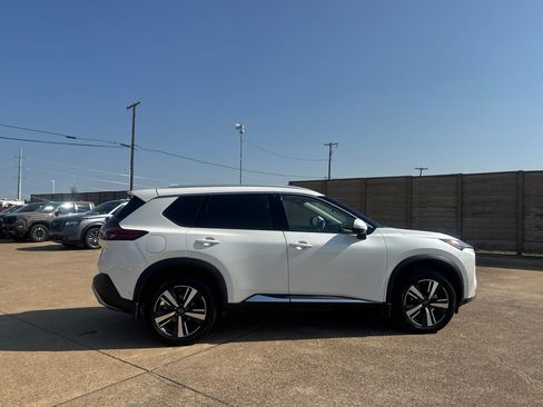 Certified 2023 Nissan Rogue Platinum w/ Platinum Premium Package AWD/4WD image 23