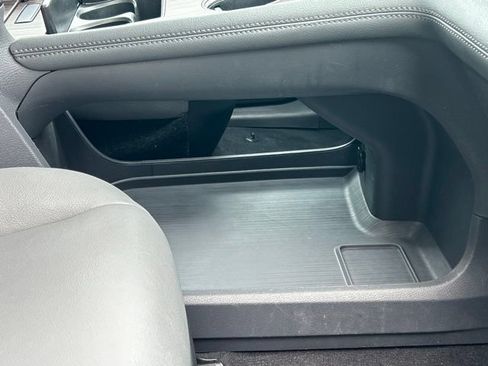 Used 2024 Toyota Sienna XLE w/ XLE Plus Package AWD/4WD image 34