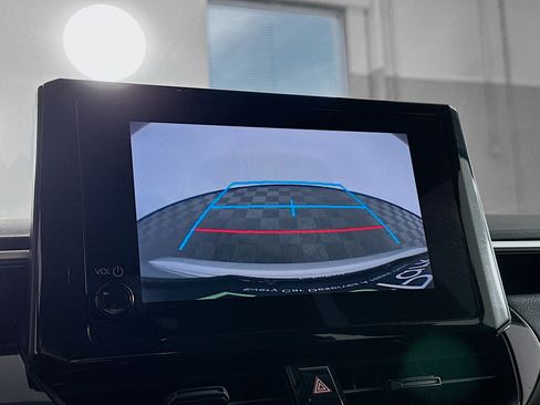 Used 2024 Toyota Corolla LE image 23