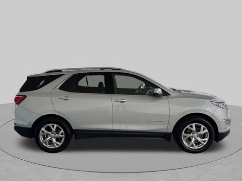 Used 2020 Chevrolet Equinox Premier AWD/4WD image 7