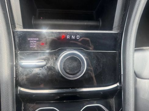 Used 2023 Jeep Grand Cherokee L Limited AWD/4WD image 24