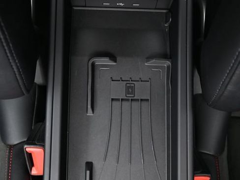 Used 2025 Porsche 911 Carrera 4 GTS AWD/4WD image 21