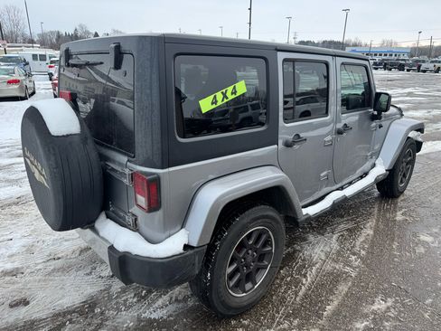 Used 2013 Jeep Wrangler Unlimited Sahara w/ Dual Top Group image 5