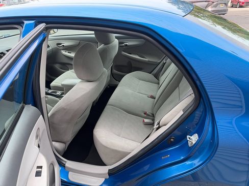 Used 2010 Toyota Corolla XLE FWD image 5