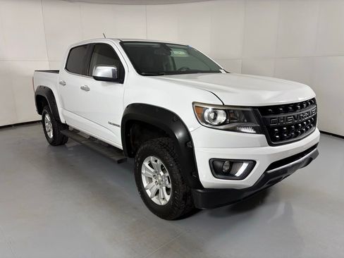 Used 2018 Chevrolet Colorado LT w/ Luxury Package, Chrome image 2