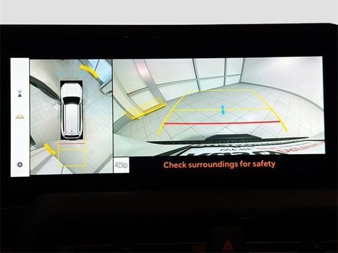 Certified 2024 Toyota Land Cruiser w/ Premium Package image 10