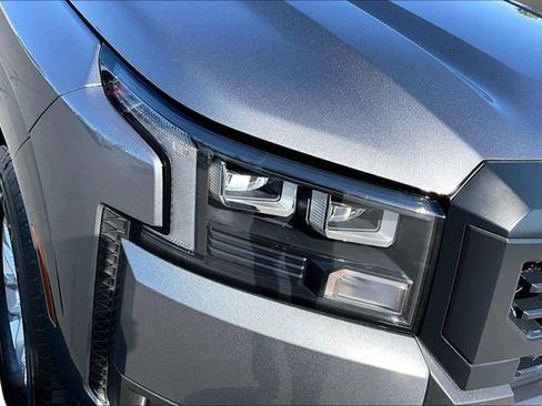 Certified 2026 Nissan Frontier S RWD image 30