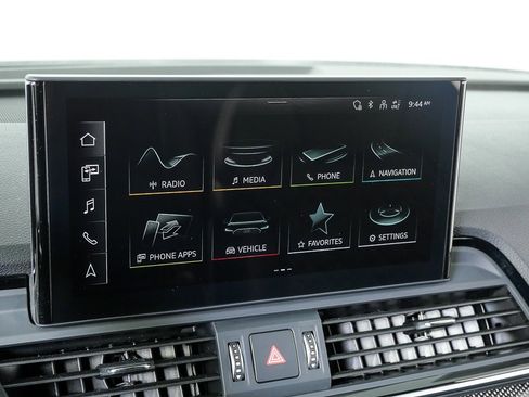 Used 2023 Audi SQ5 Prestige w/ Prestige Package image 14