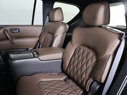 Used 2024 Nissan Armada Platinum w/ Captain's Chairs Package image 33