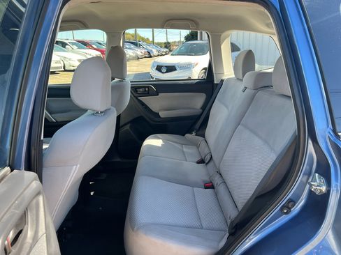 Used 2017 Subaru Forester 2.5i w/ Alloy Wheel Package image 26