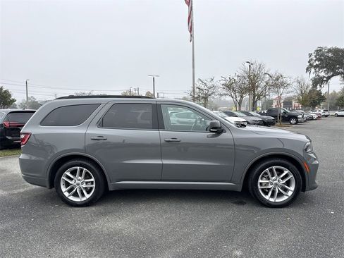 Used 2024 Dodge Durango GT image 2