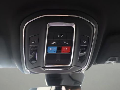 New 2026 Jeep Grand Cherokee Altitude AWD/4WD image 24