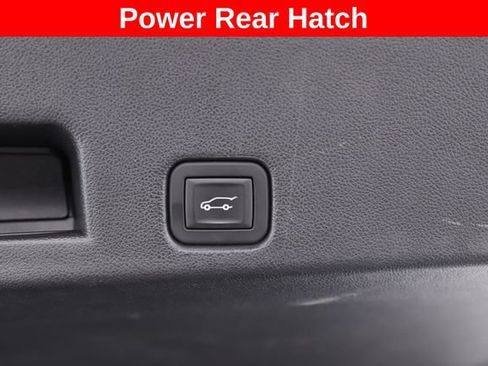 Used 2025 Chevrolet Traverse RS w/ LPO, Floor Liner Package AWD/4WD image 32