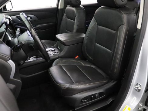 Used 2020 Chevrolet Traverse Premier w/ Redline Edition AWD/4WD image 12