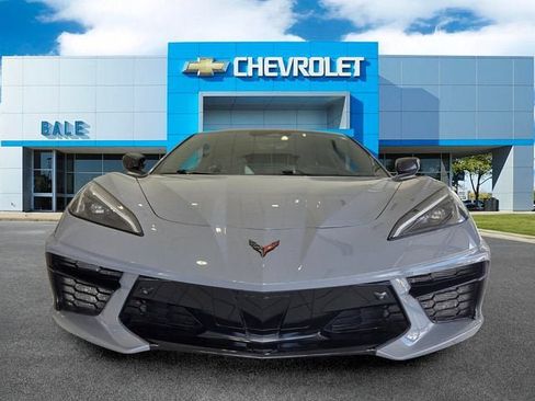 Used 2025 Chevrolet Corvette Stingray Preferred Cpe w/ Battery Protection Package RWD image 7