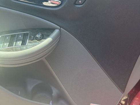 Used 2014 Chevrolet Impala LT FWD image 11