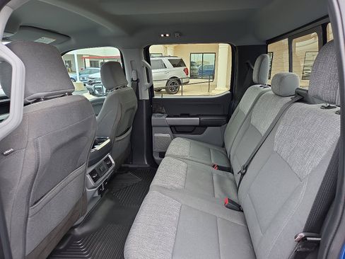 Used 2022 Ford F150 XLT w/ Equipment Group 302A High image 9