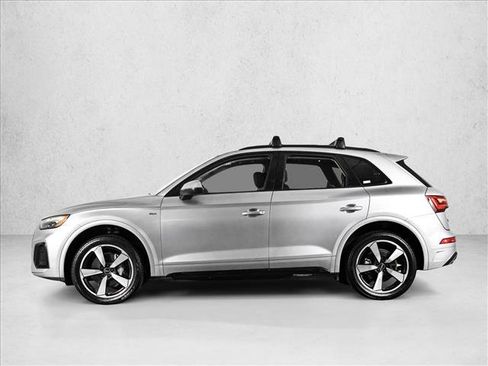 Used 2023 Audi Q5 2.0T Premium Plus w/ Premium Plus Package AWD/4WD image 9
