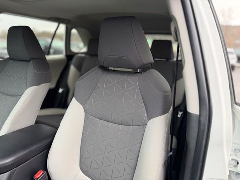 Used 2023 Toyota RAV4 XLE image 10