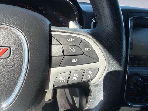 Used 2017 Dodge Durango R/T w/ Technology Group AWD/4WD image 31