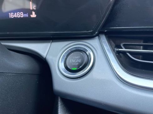 Certified 2024 Chevrolet Trax LT w/ Driver Confidence Package image 16