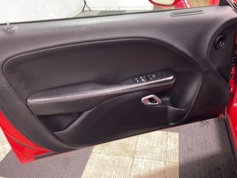 Used 2015 Dodge Challenger SXT w/ Super Sport Group (SS/T) RWD image 13