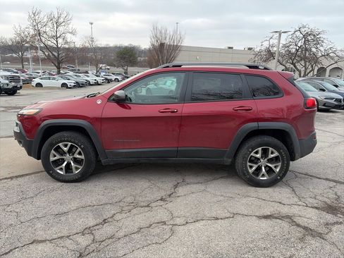 Used 2014 Jeep Cherokee Trailhawk w/ Comfort/Convenience Group image 8