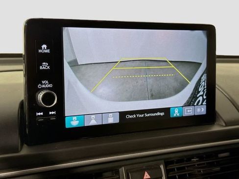 Used 2024 Honda Pilot Touring image 14