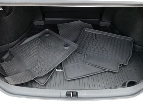 Certified 2025 Toyota Camry SE AWD/4WD image 18