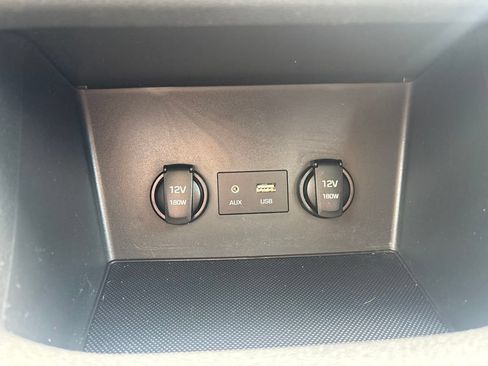 Used 2018 Hyundai Elantra GT FWD image 20