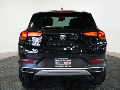 Used 2024 Buick Encore GX Preferred AWD/4WD image 7