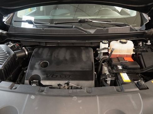 Used 2018 Chevrolet Traverse Premier w/ LPO, 'HIT The Road' Package image 19