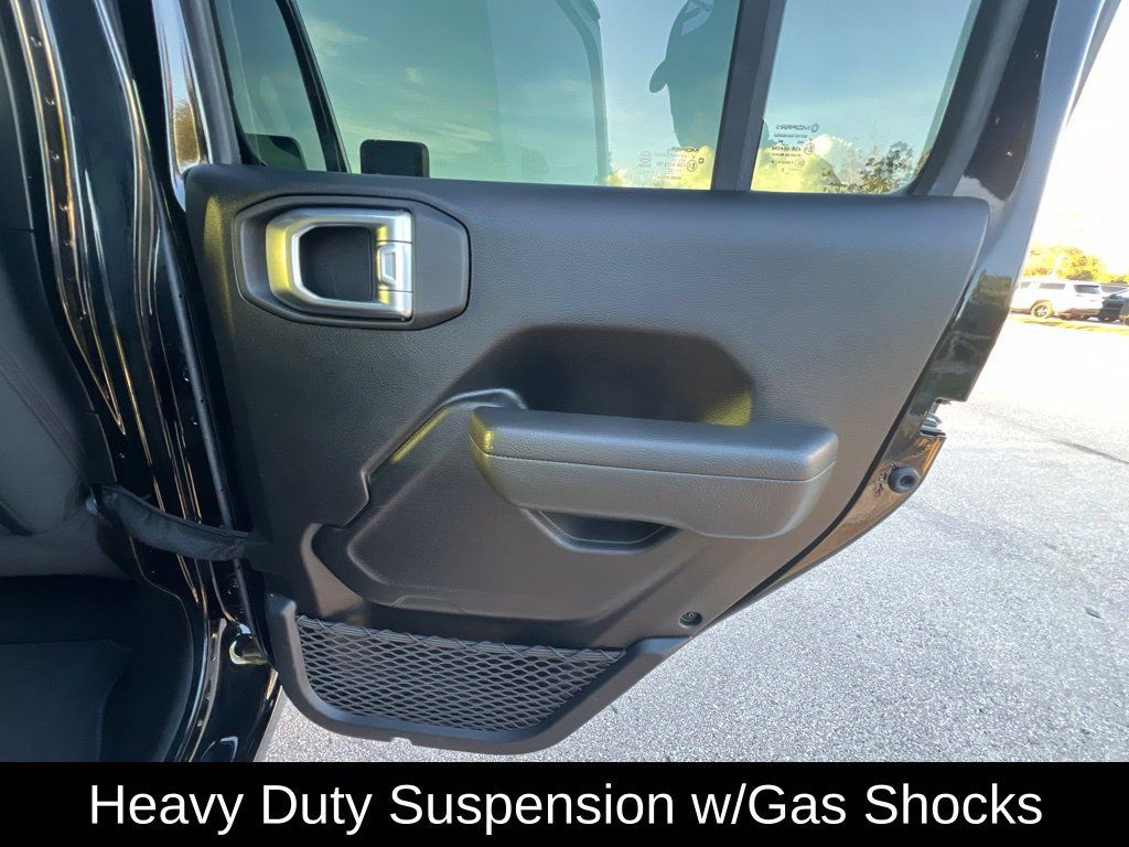Certified 2022 Jeep Wrangler Unlimited Sport AWD/4WD image 23