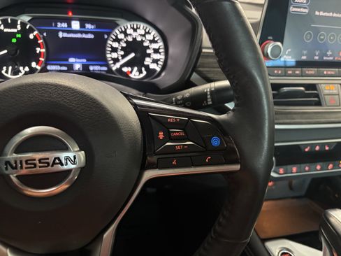 Used 2020 Nissan Altima 2.0 Platinum image 22