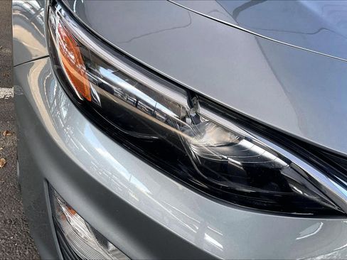 Used 2024 Chevrolet Malibu LT image 24