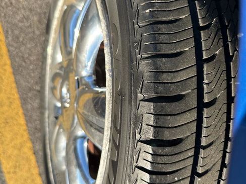 Used 2004 Chrysler PT Cruiser Limited image 12