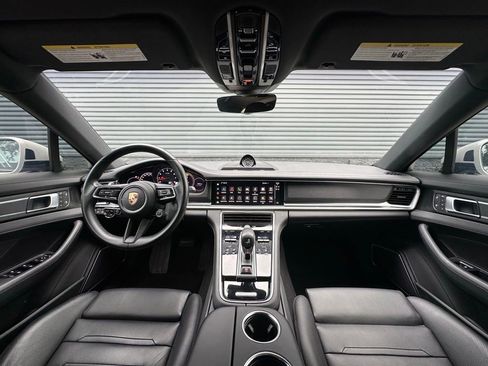 Certified 2023 Porsche Panamera 4 Platinum Edition w/ Sport Chrono Package AWD/4WD image 6