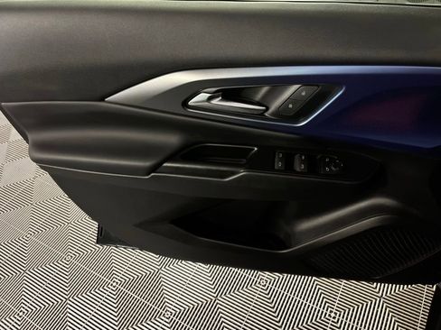 Used 2024 Chevrolet Equinox EV LT image 23