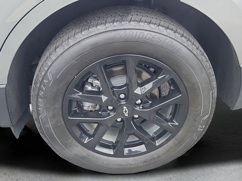 Used 2023 Chevrolet Equinox LT image 22