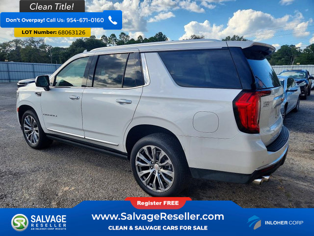 Used 2021 GMC Yukon Denali w/ Denali Premium Package RWD image 3