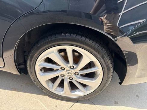 Used 2018 Acura ILX FWD image 11