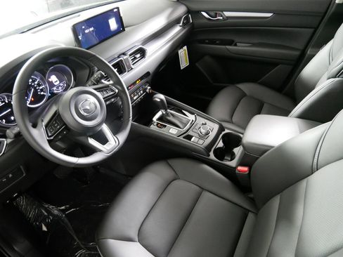 New 2025 MAZDA CX-5 AWD 2.5 S w/ Select Package image 3