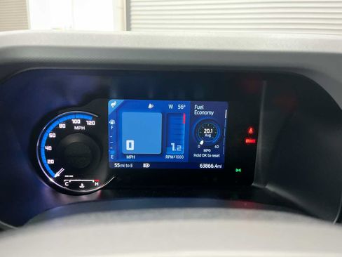 Used 2022 Ford Bronco Black Diamond AWD/4WD image 16