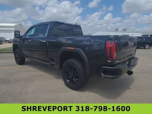 Certified 2022 GMC Sierra 2500 Denali w/ Denali Black Diamond Edition AWD/4WD image 7