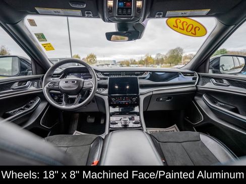 Used 2022 Jeep Grand Cherokee Trailhawk image 13