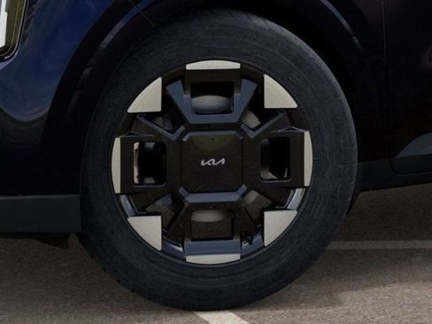 New 2026 Kia Carnival EX FWD image 9