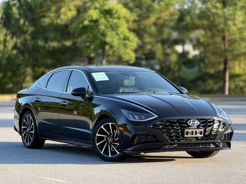 Used 2020 Hyundai Sonata SEL Plus w/ Tech Package FWD image 13