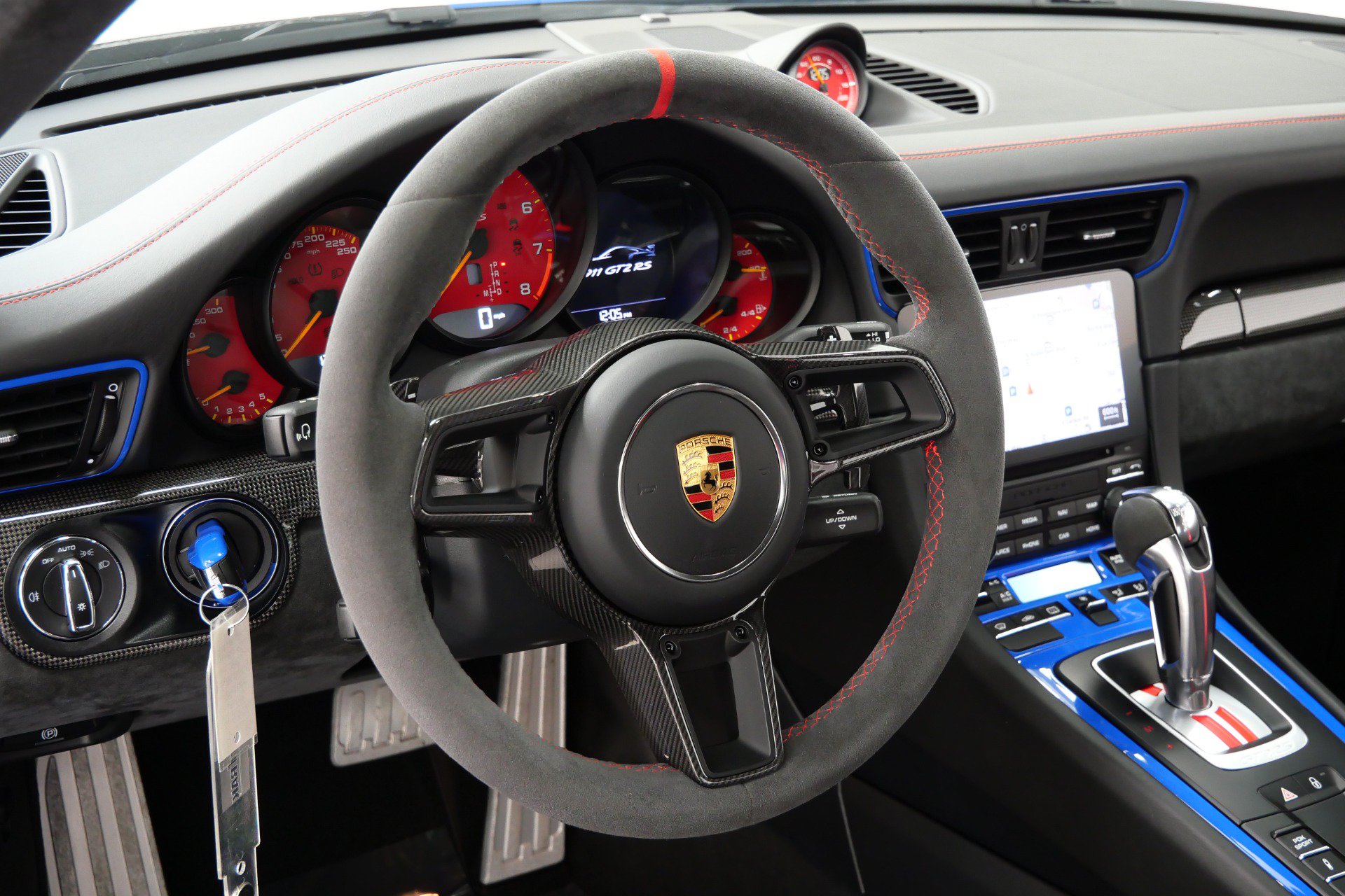 Used 2019 Porsche 911 GT2 RS RWD image 16